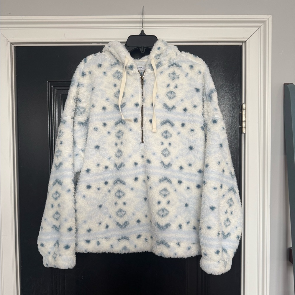 Arizona Jean Company • Sherpa Hooded Pullover